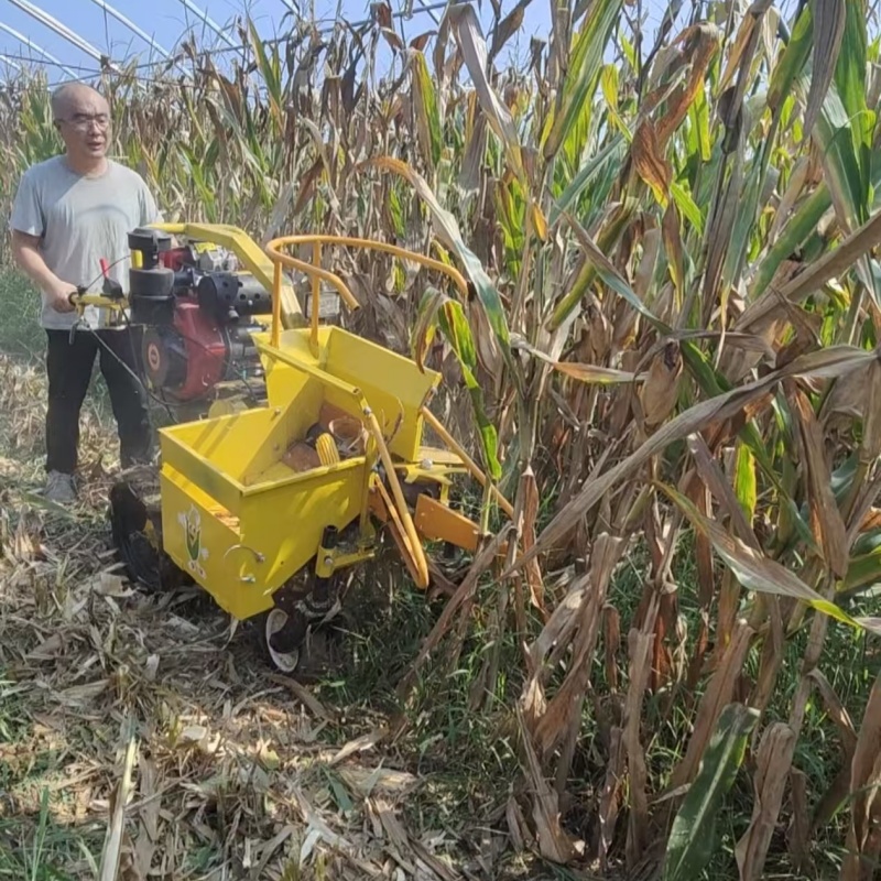 Combine Harvester Mini - Tani mini kombajn do zbioru kukurydzy